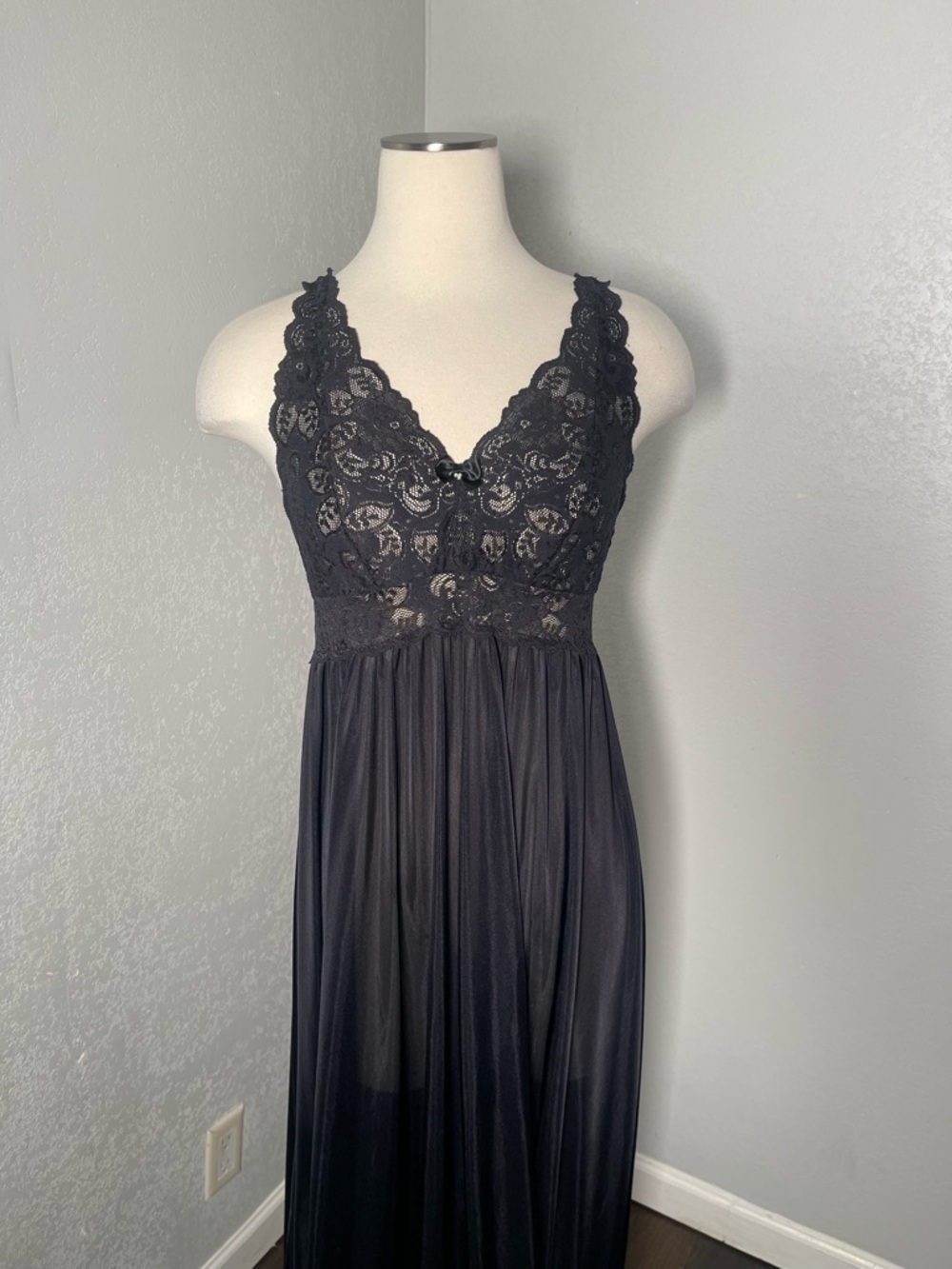 Shadow line Maxi Chemise Nightgown Lingerie Slip Gown Medium Sleepwear Black - Picture 2 of 7